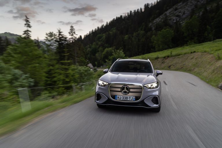 mercedes-classe-glc-3-suv-electrique-400-4m-489-ch-143702.jpg