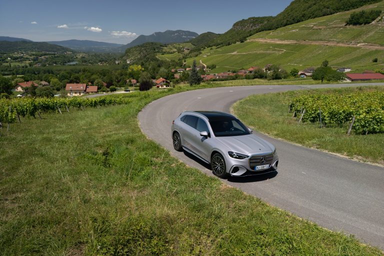 mercedes-classe-glc-3-suv-electrique-400-4m-489-ch-143704.jpg